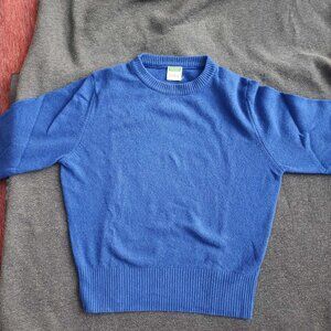 Rare find - United Colors of Benetton Classic Lambswool Sweater - Small